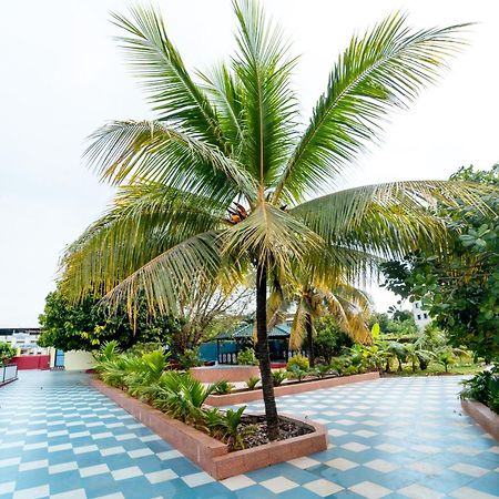 Treebo Green Village Resort - Goa Maneri  ภายนอก รูปภาพ
