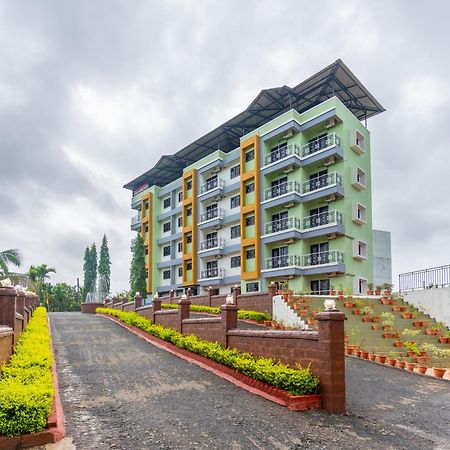 Treebo Green Village Resort - Goa Maneri  ภายนอก รูปภาพ