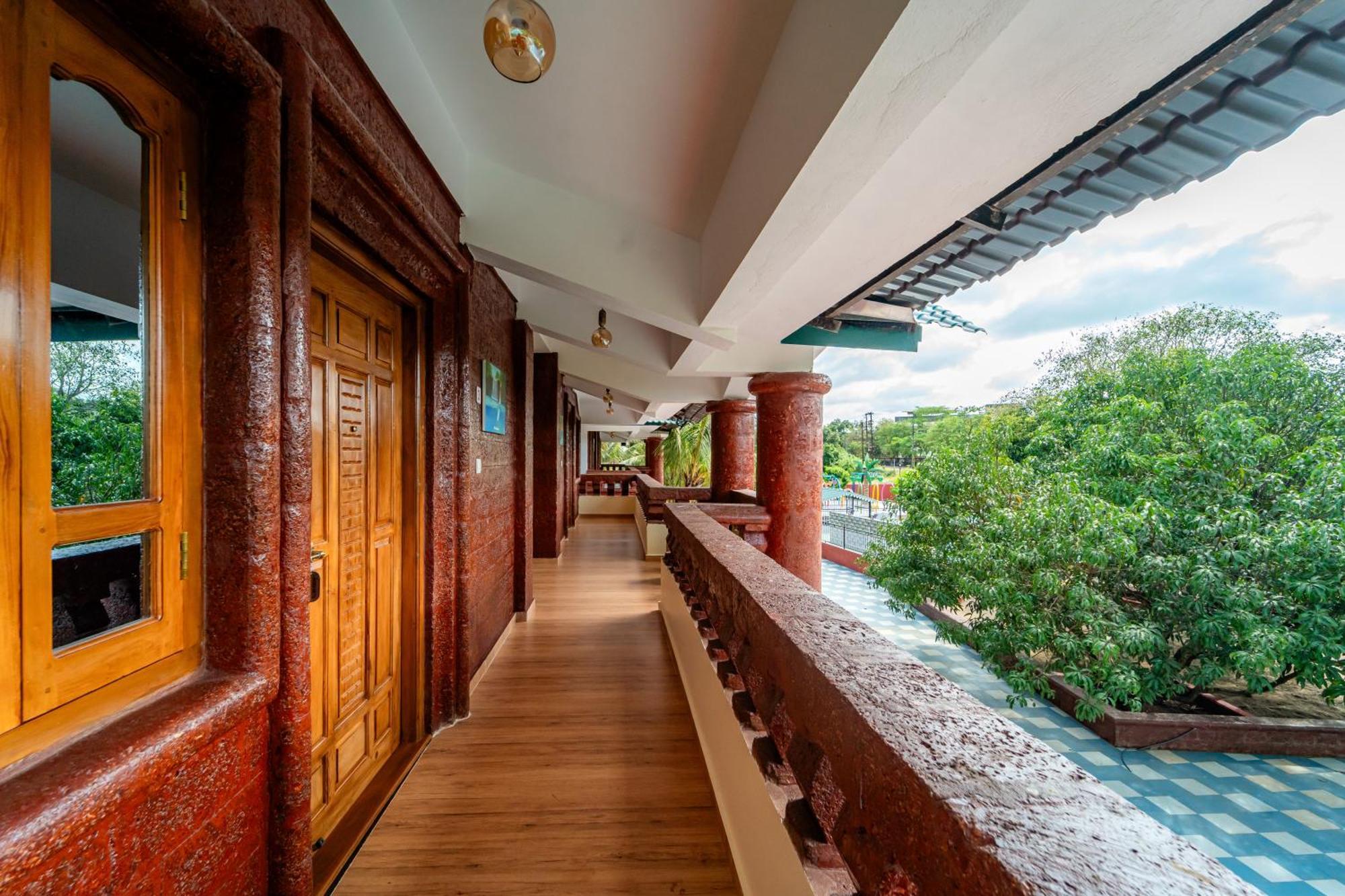 Treebo Green Village Resort - Goa Maneri  ภายนอก รูปภาพ