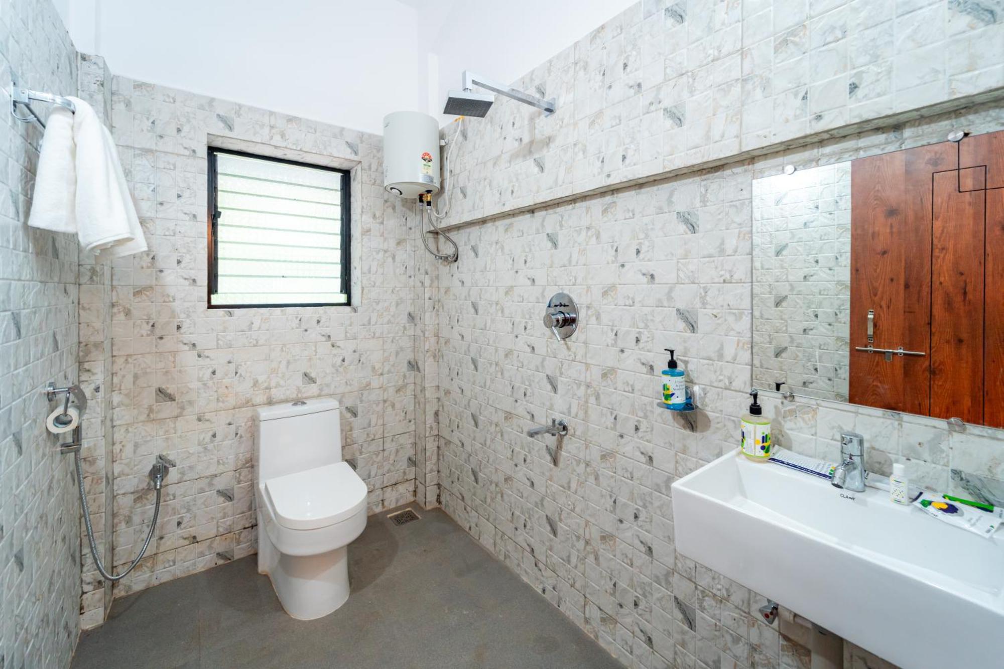 Treebo Green Village Resort - Goa Maneri  ภายนอก รูปภาพ